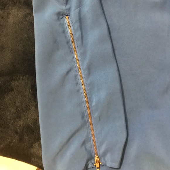 Side Zipper Tank - Petticoat Alley - Picture 4 of 5